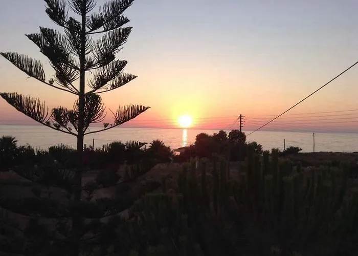 乡村民宿 Spiti Me Thea 菲利亚特拉