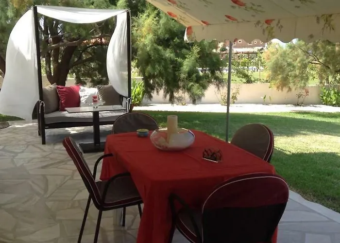 Spiti Me Thea * Filiatra